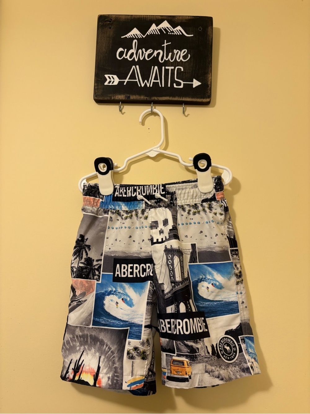 abercrombie kids Black Gray Blue Graphic Print Swim Shorts